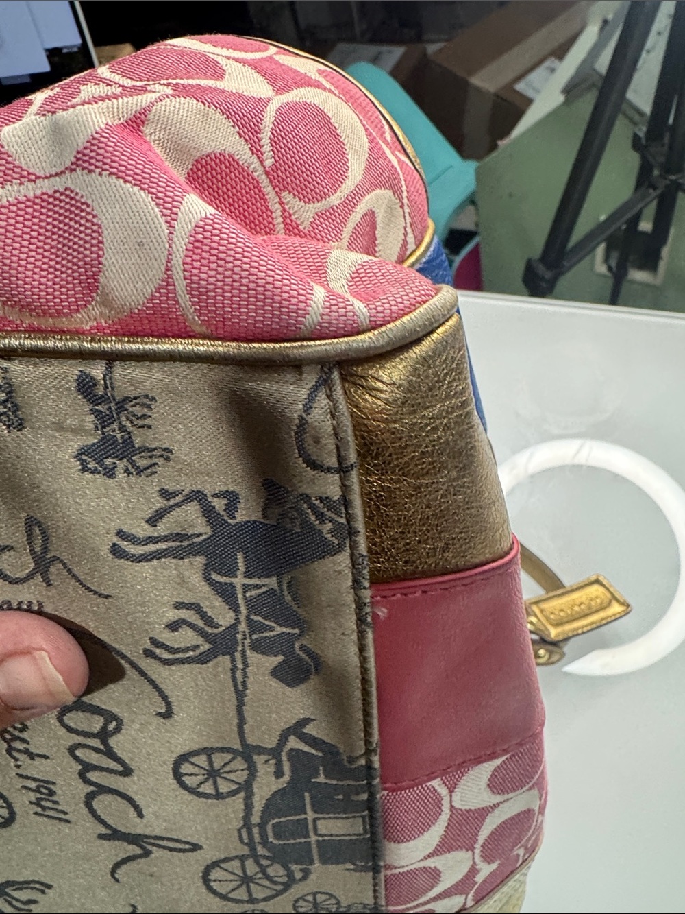 Coach Vintage Y2K-era Coach Signature Patchwork bowler bag in multi-color - Picture 9 of 15